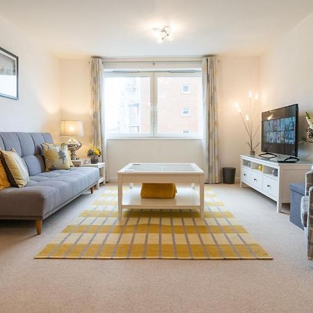 Hansen Court - Stylish Bay Apartment With Parking And River Views Cardiff Exterior photo